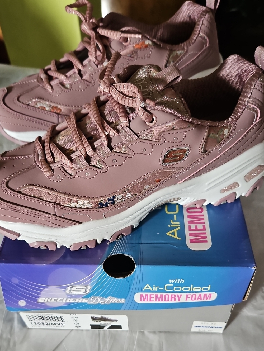 Skechers Women's' Pink Athletic Sneakers with Memory Foam